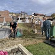 Nettoyage du cimetière